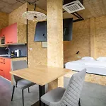 Headline Apartments